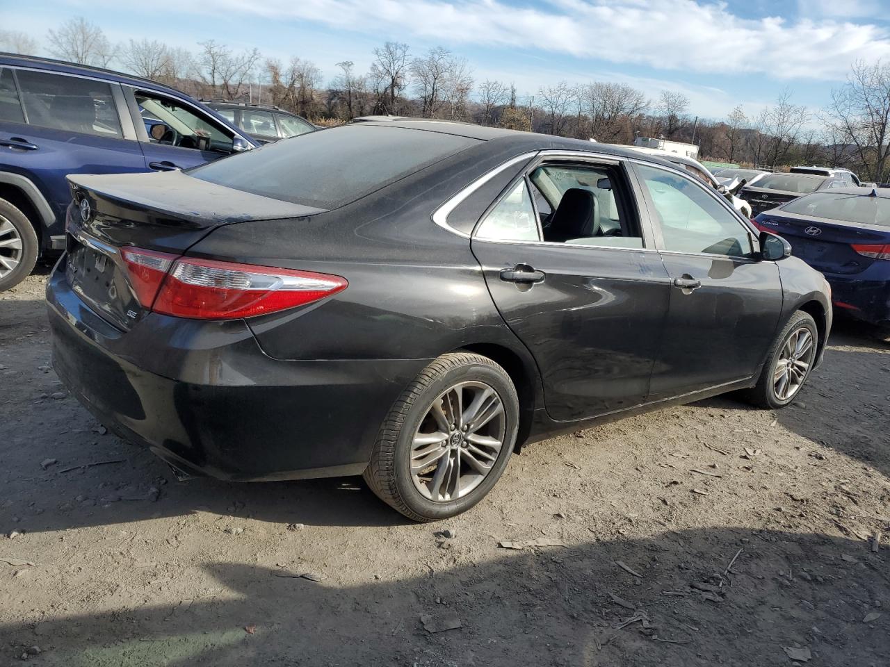 2017 Toyota Camry - Image 3