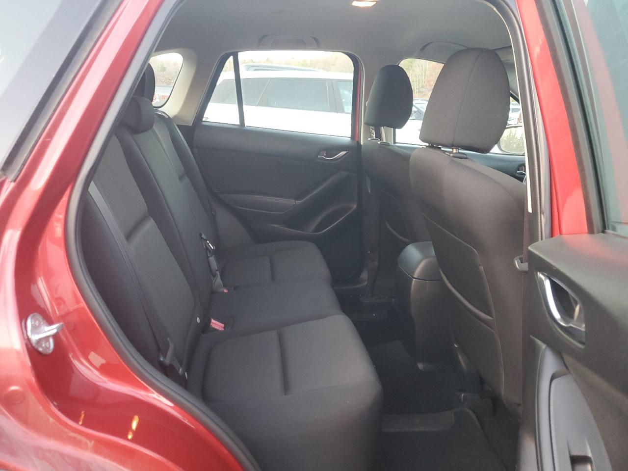 2016 Mazda CX-5 - Image 11