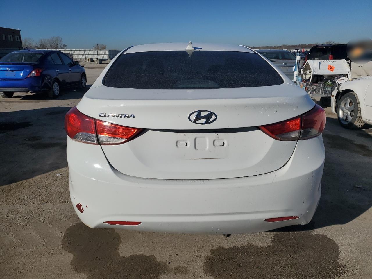 2014 Hyundai Elantra - Image 6