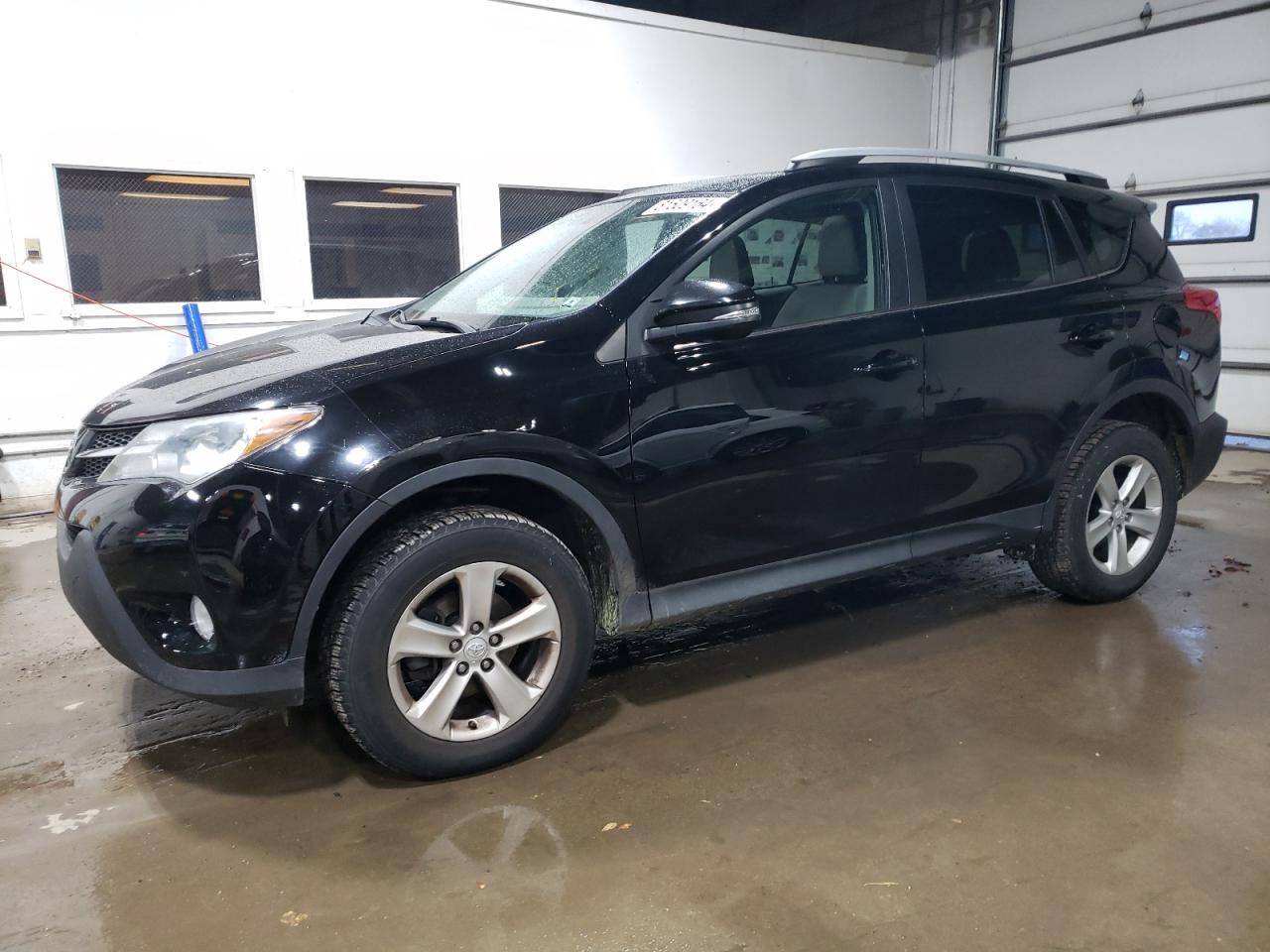 VIN 2T3RFREV5DW017845 2013 TOYOTA RAV4 no.1