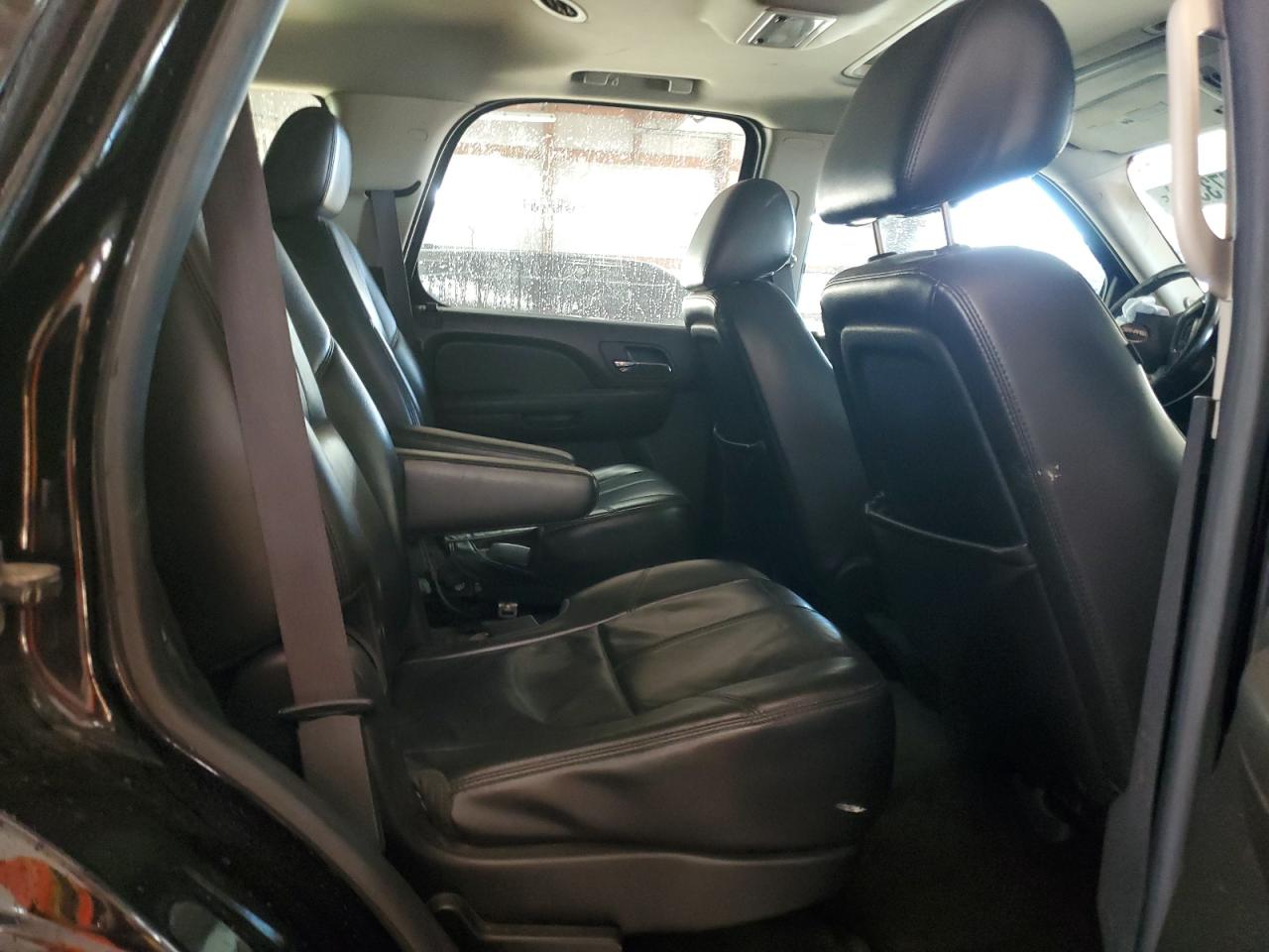 2011 GMC Yukon - Image 11