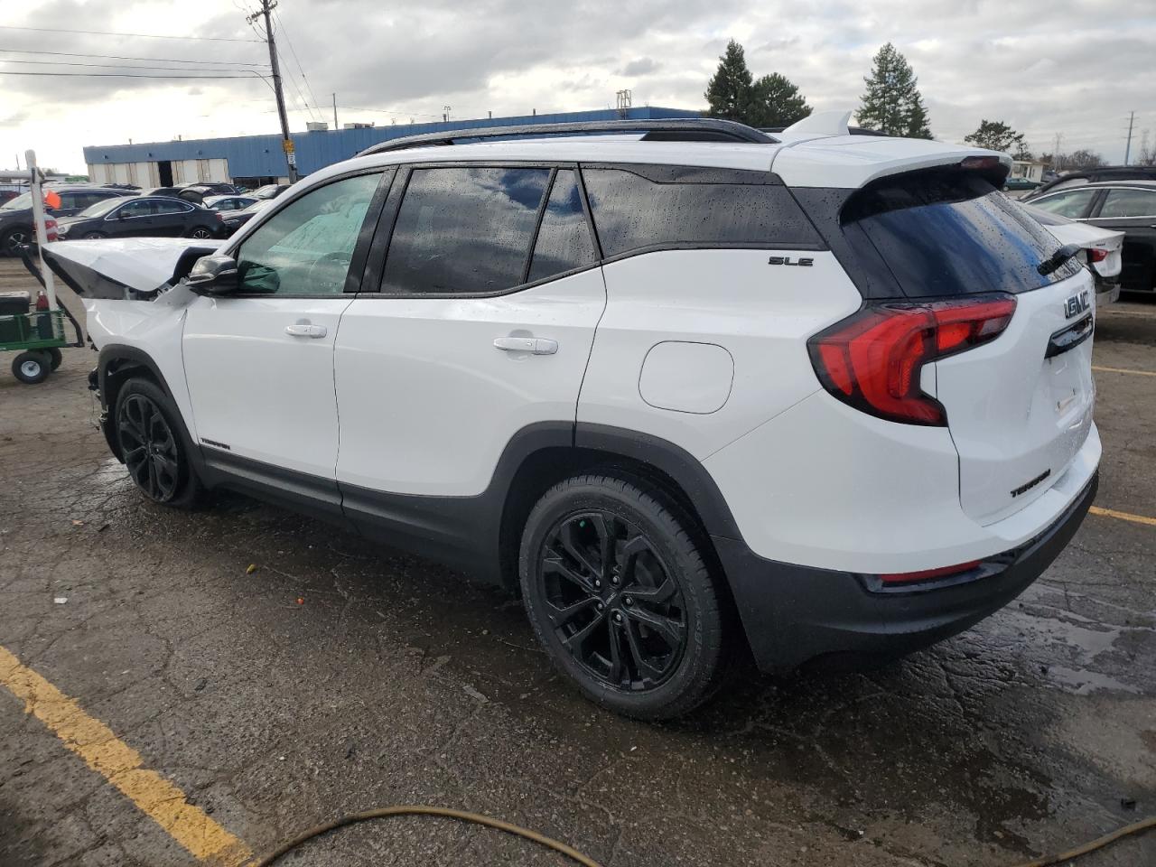 2021 GMC Terrain - Image 2