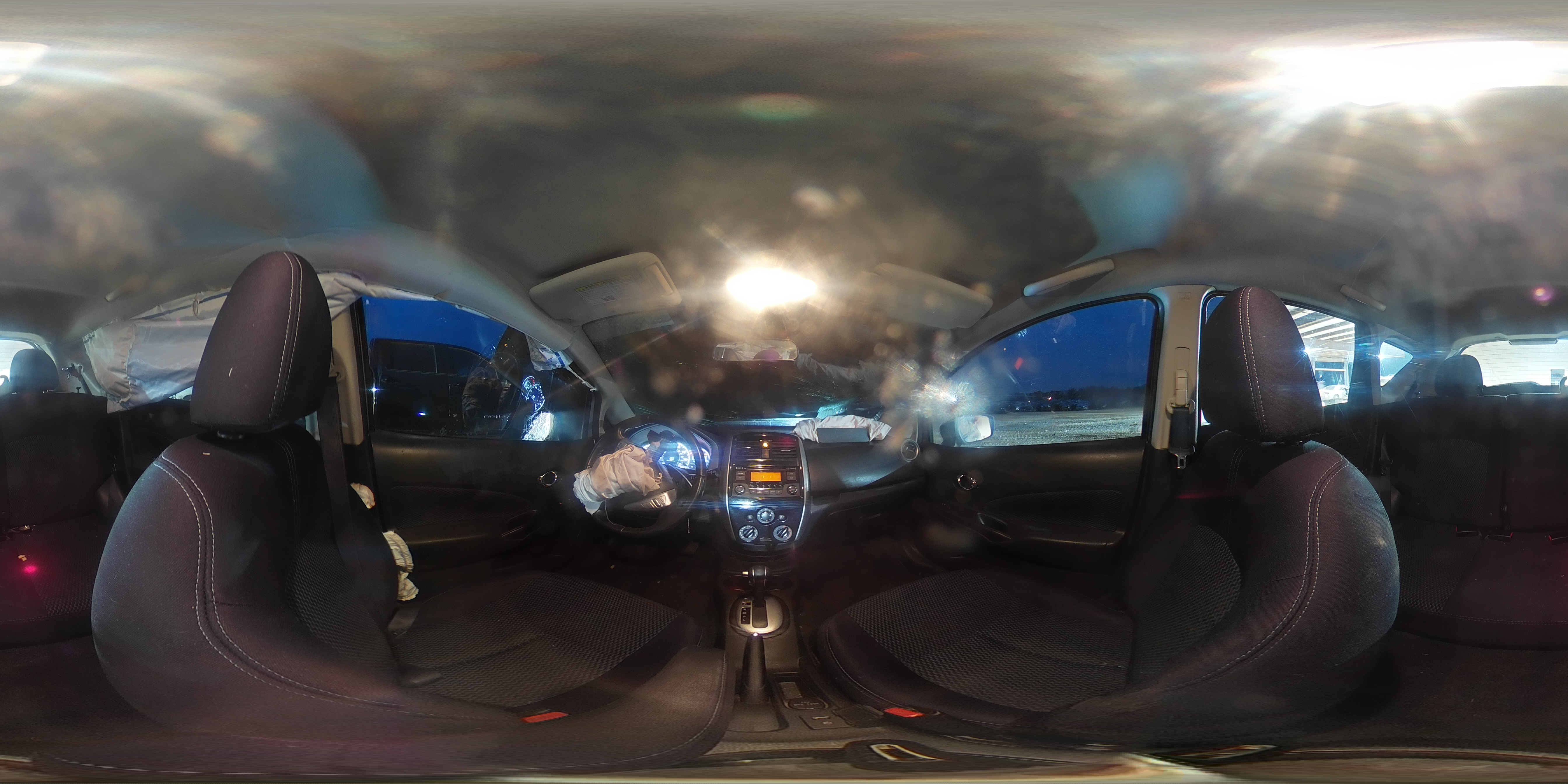 2015 Nissan Versa - Image 15