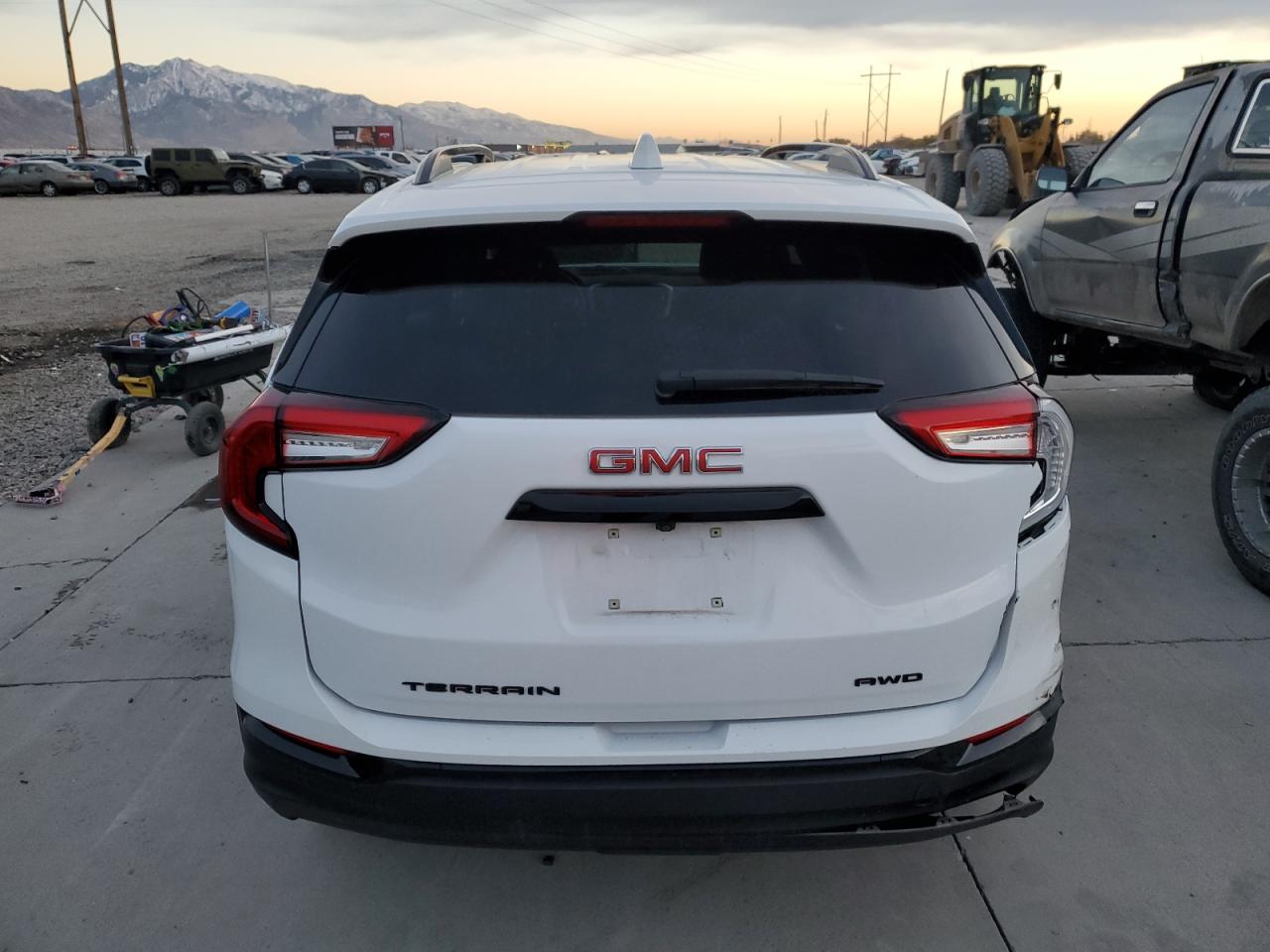 2022 GMC Terrain Sle VIN: 3GKALTEV6NL256305 Lot: 81772384