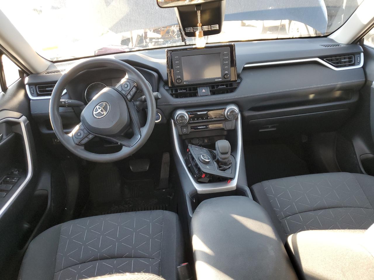 2022 Toyota RAV 4 - Image 8