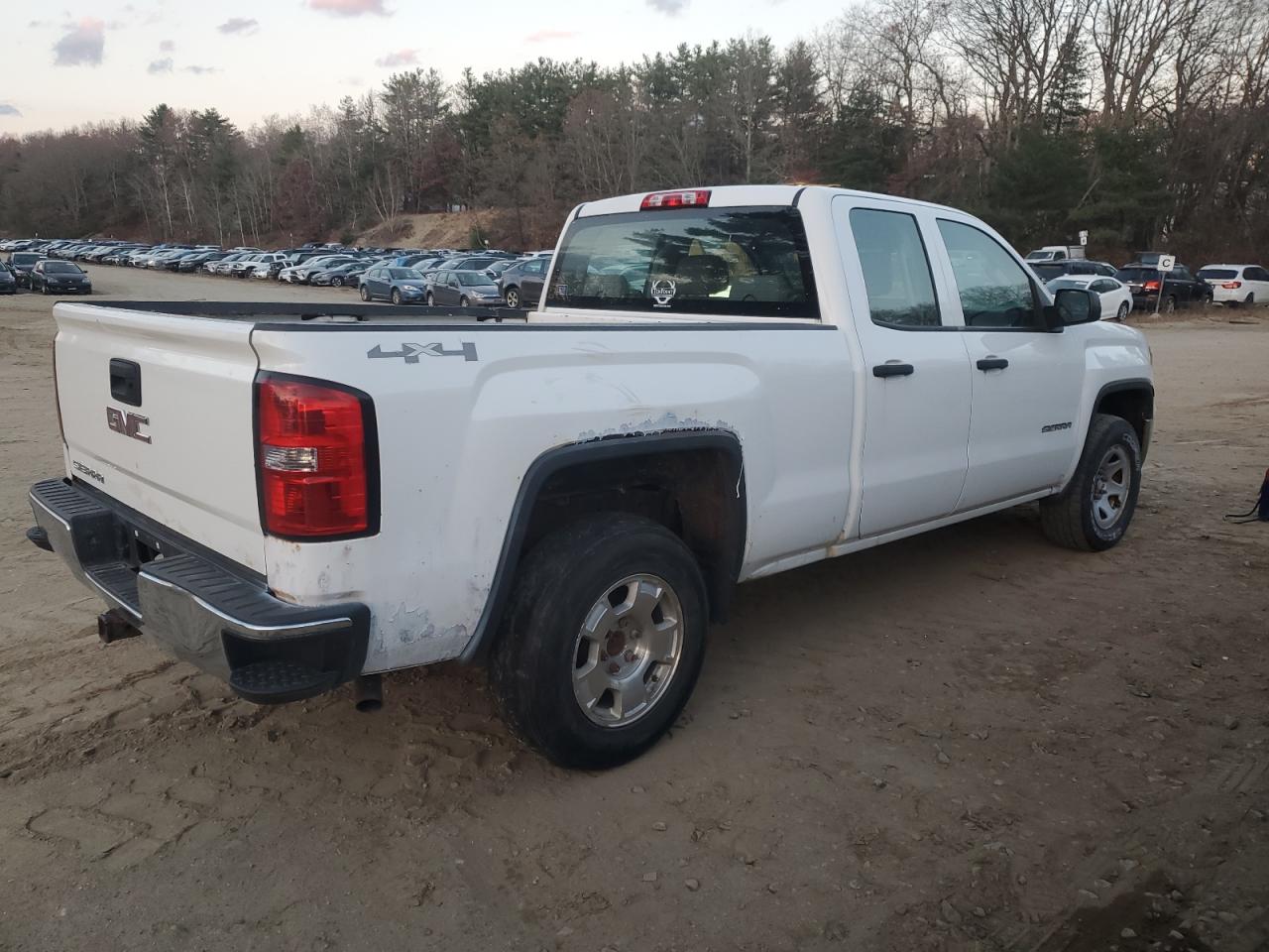 VIN 1GTV2TEC4EZ228929 2014 GMC SIERRA no.3