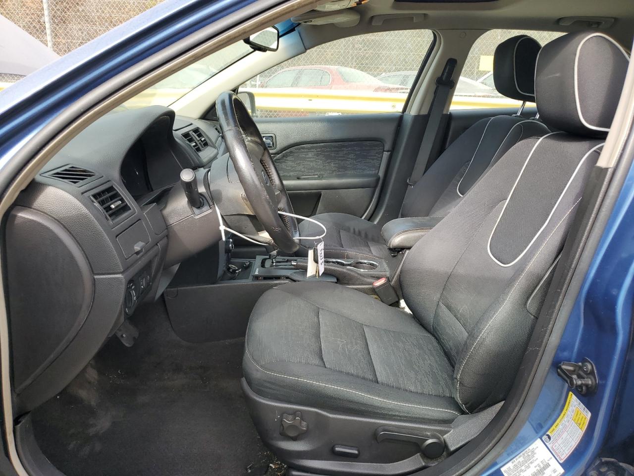 2010 Ford Fusion - Image 7