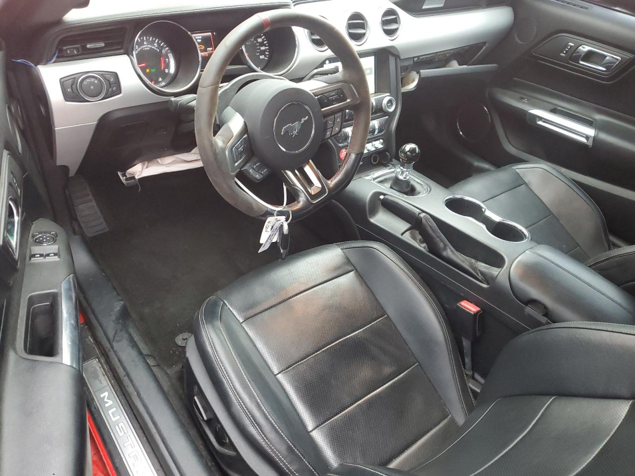 2016 Ford Mustang - Image 8