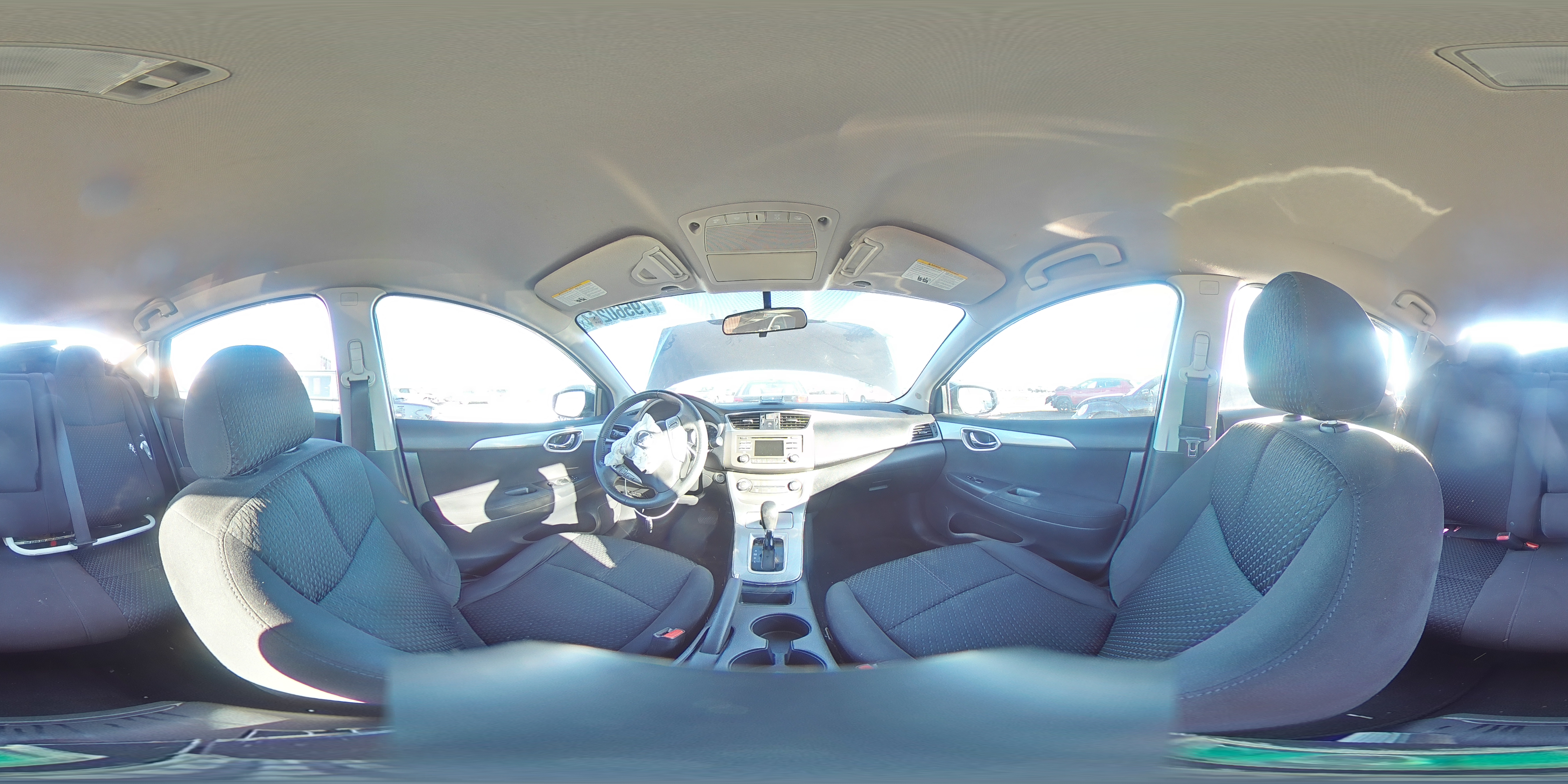 2014 Nissan Sentra - Image 12