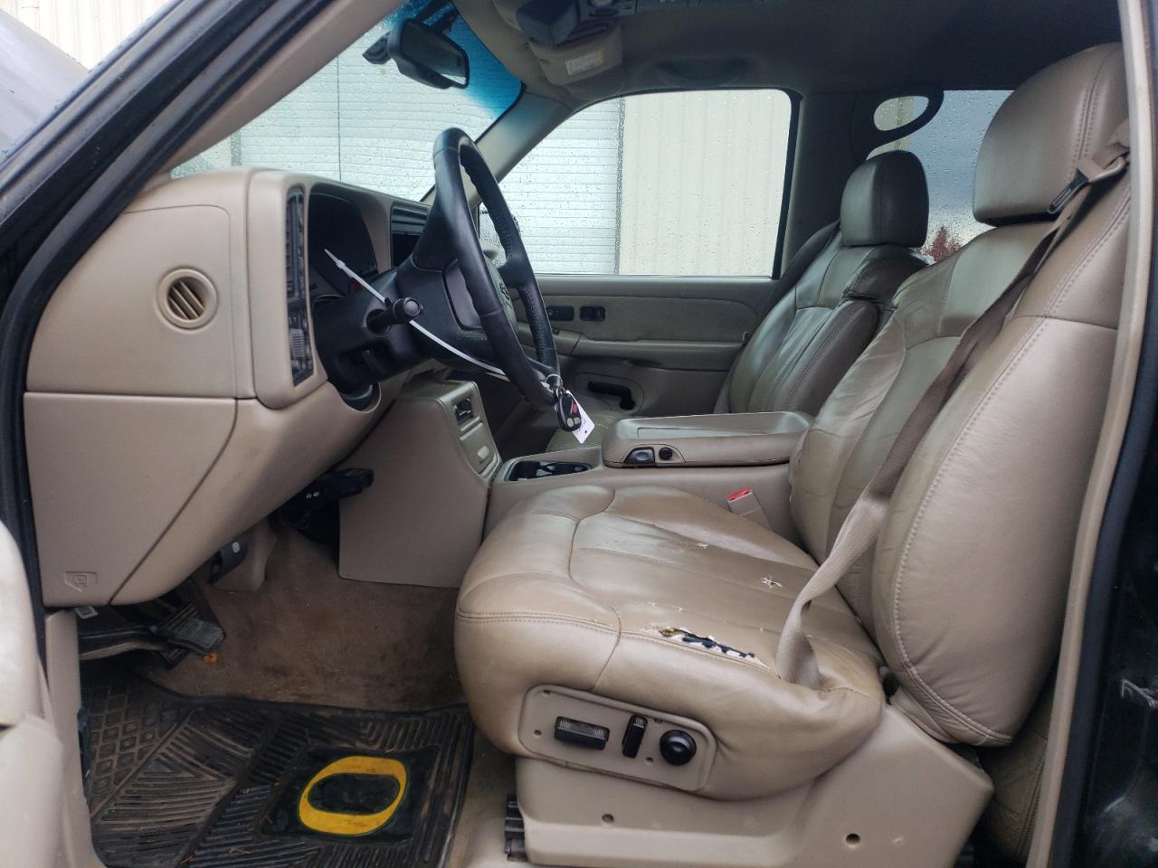 2002 Chevrolet Silverado - Image 7