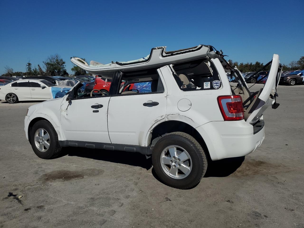 2012 Ford Escape - Image 2