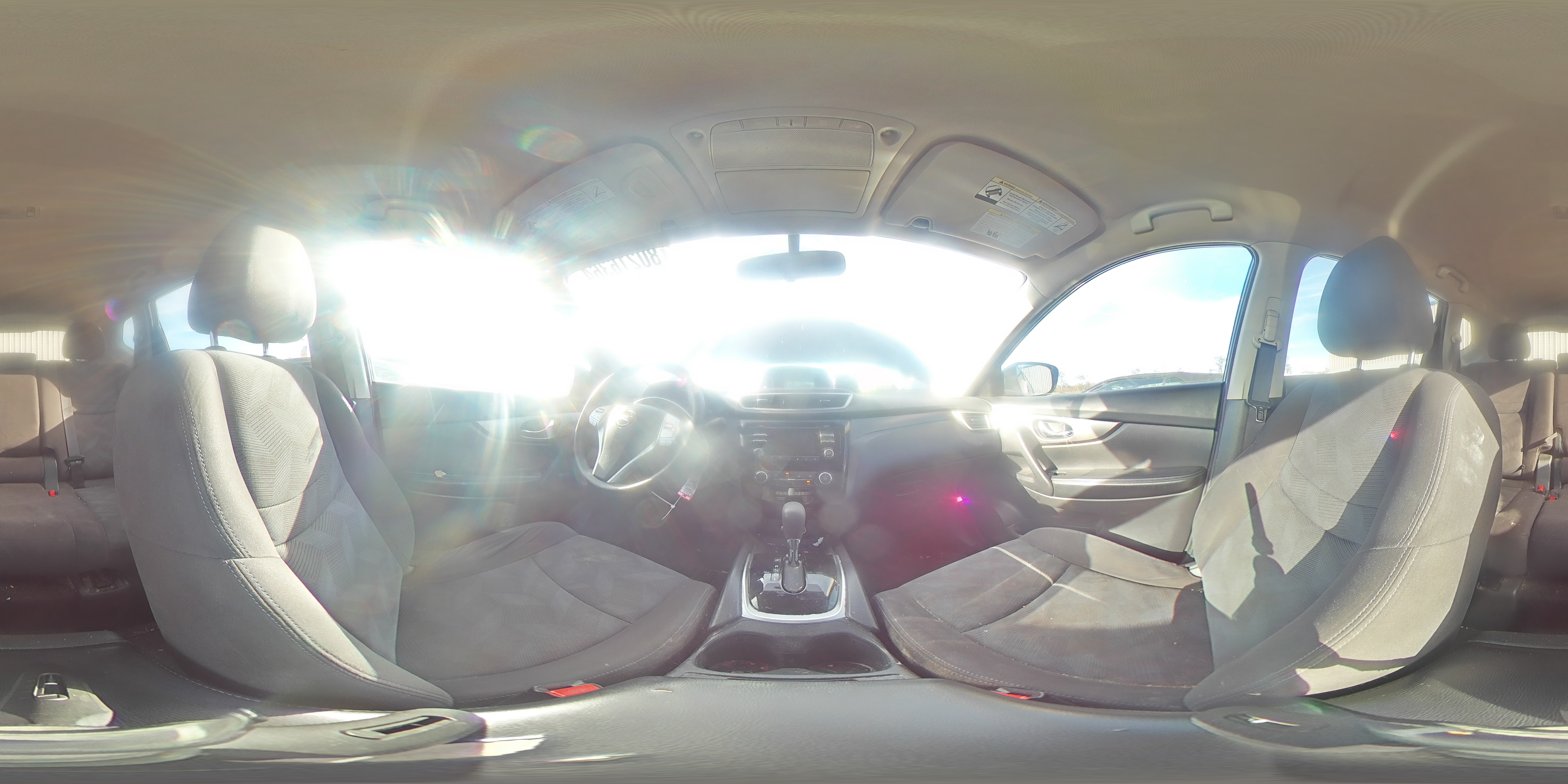 2016 Nissan Rogue - Image 13
