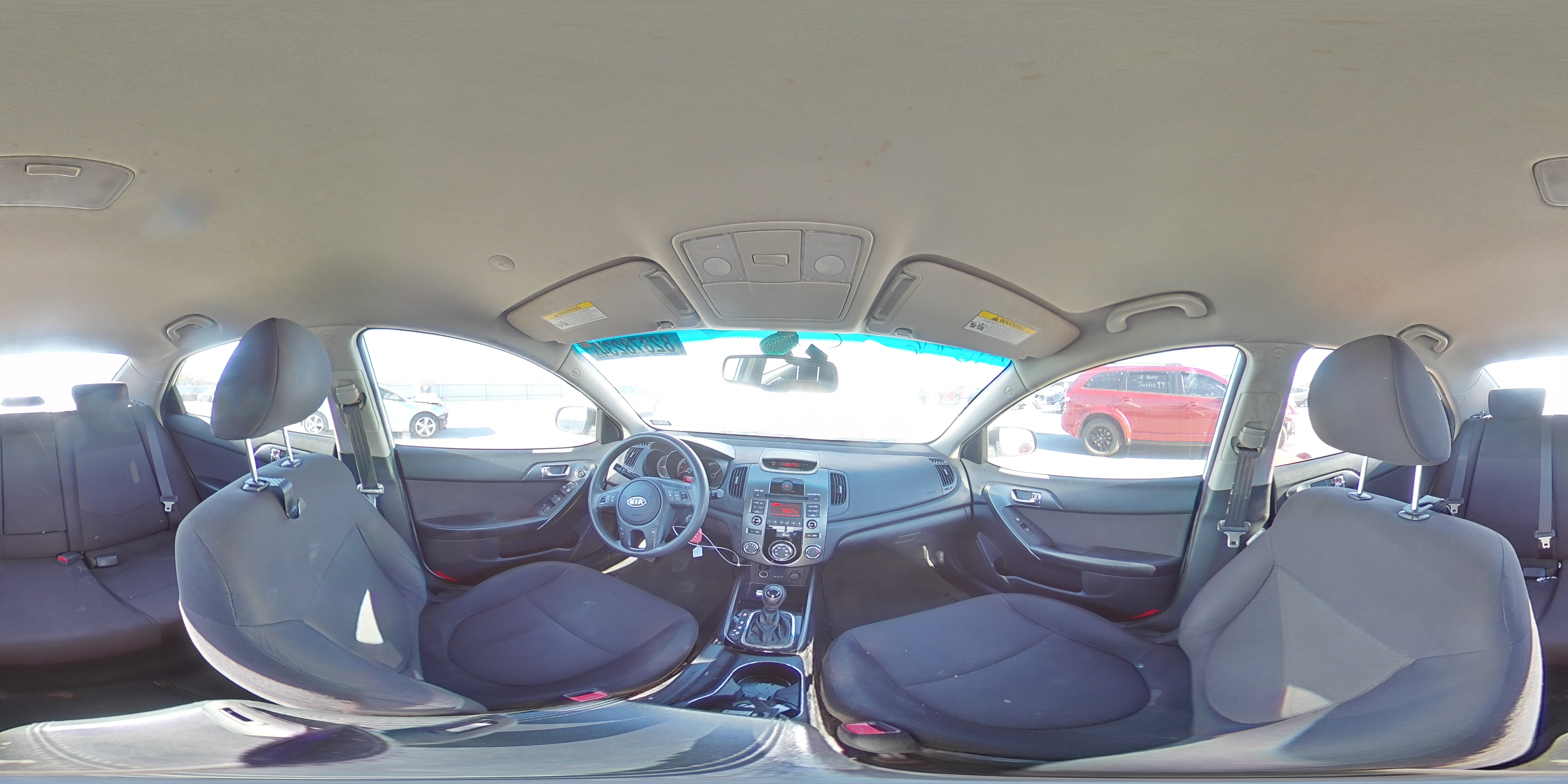 2013 Kia Forte - Image 12