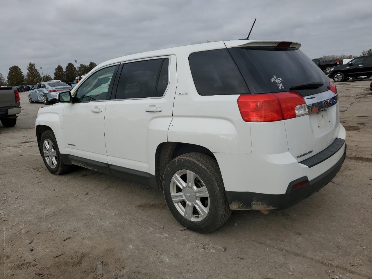 VIN 2GKALMEK6F6146677 2015 GMC TERRAIN no.2