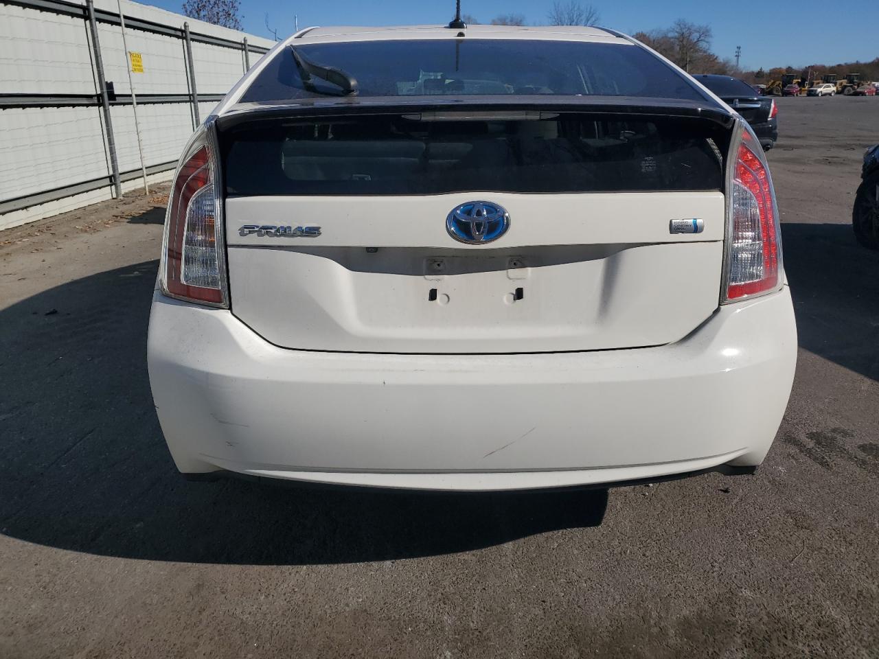 2015 Toyota Prius VIN: JTDKN3DU0F1945123 Lot: 80093634