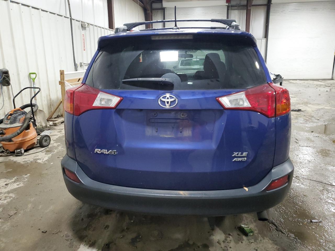 VIN 2T3RFREV9FW408581 2015 TOYOTA RAV4 no.6