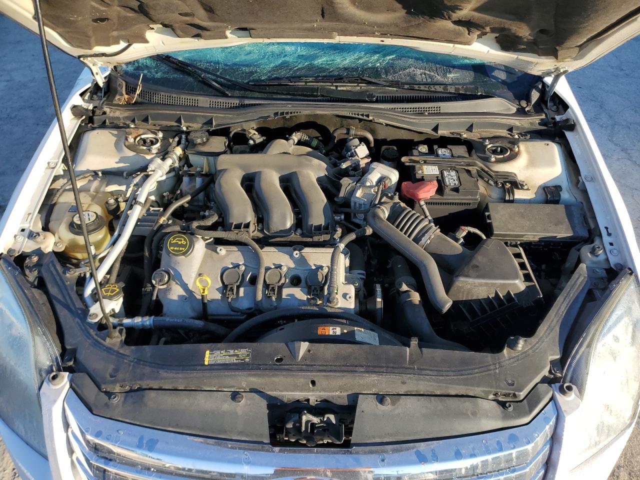 2009 Ford Fusion - Image 13
