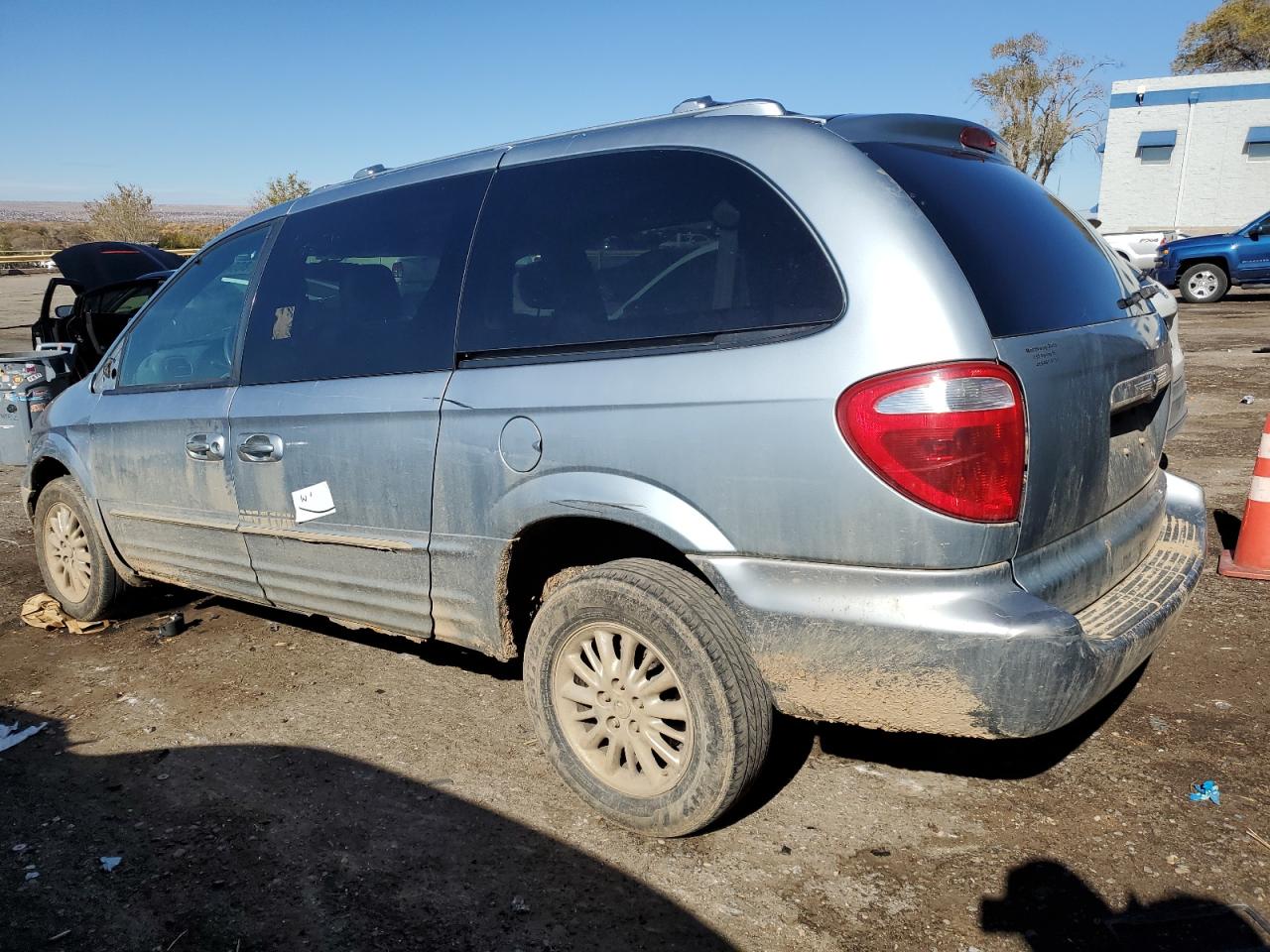 2003 Chrysler Town & Country - Image 2