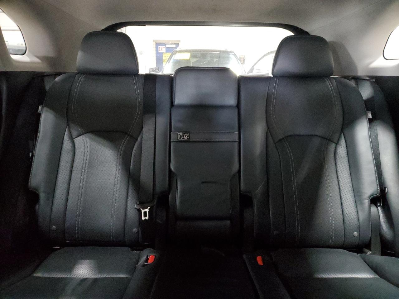 2017 Lexus RX - Image 10