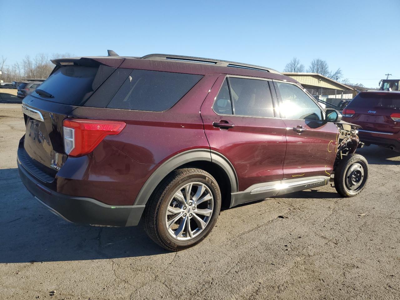 2022 Ford Explorer - Image 3