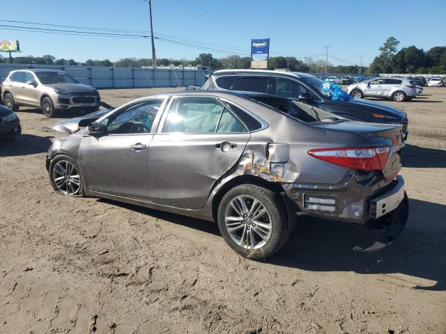 Sedans TOYOTA CAMRY 2017 Szary