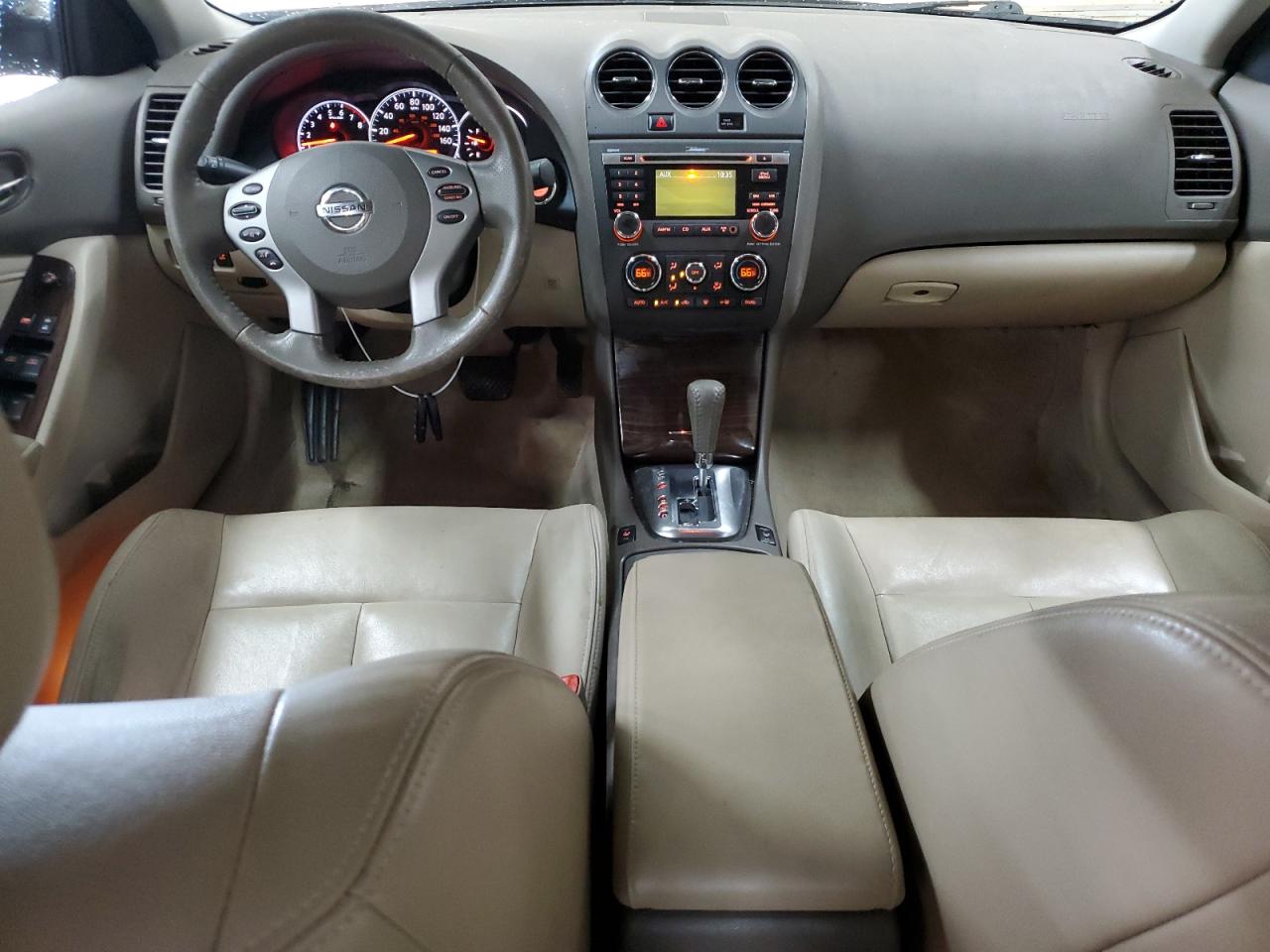 2011 Nissan Altima - Image 8