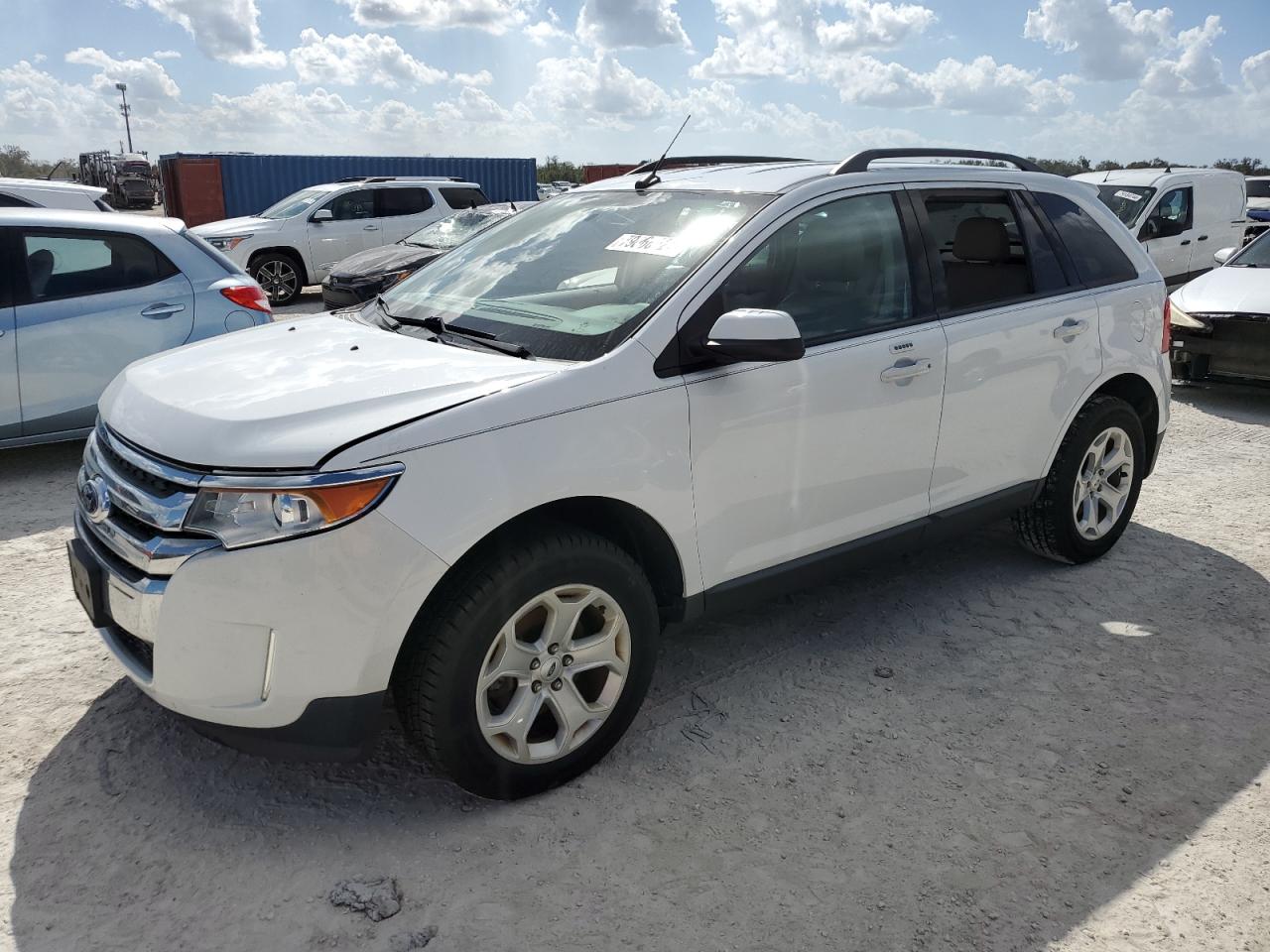 2014 Ford Edge - Image 1