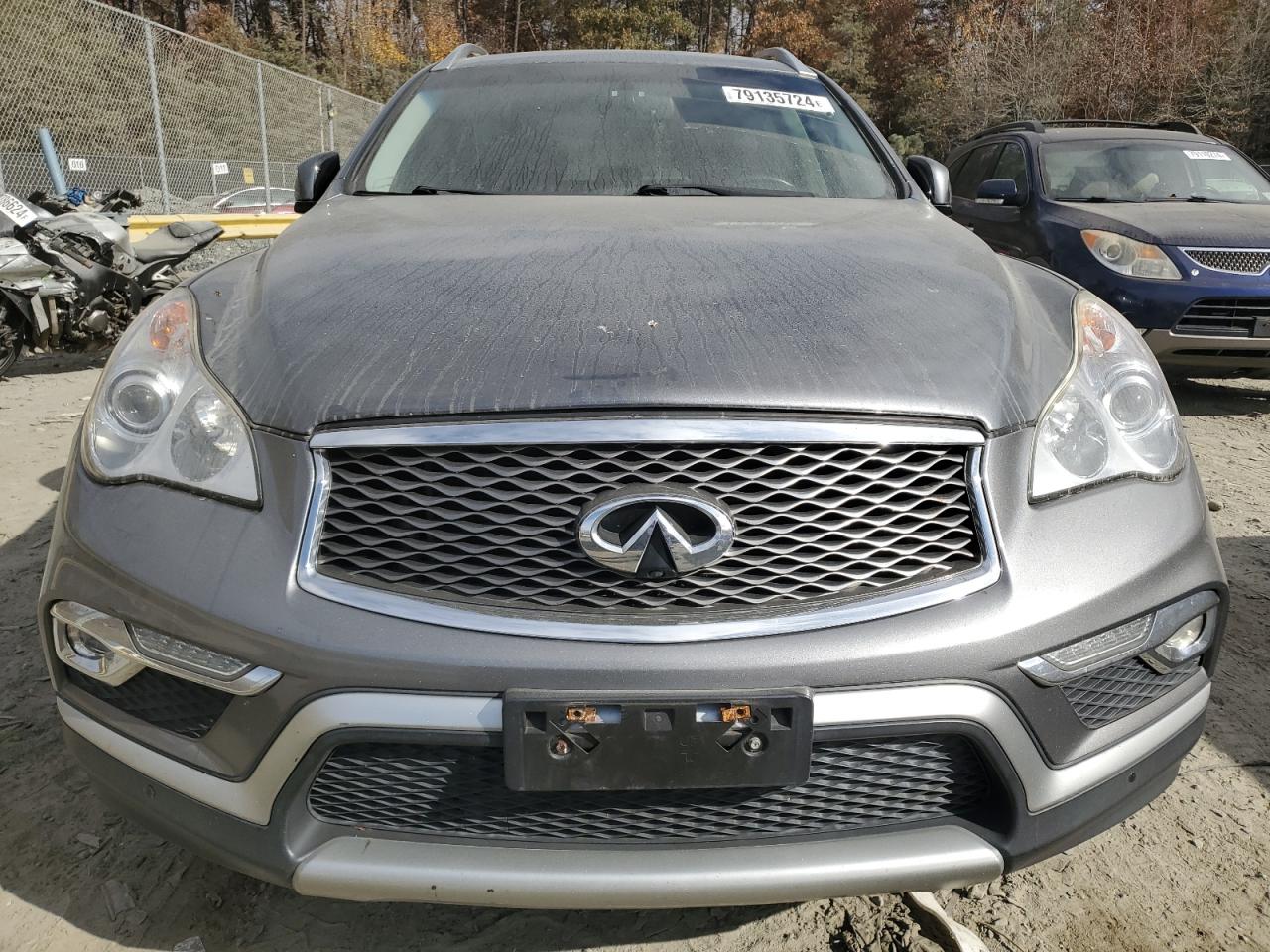 2017 Infiniti QX50 - Image 5