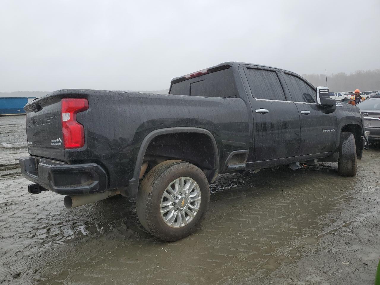 2023 Chevrolet Silverado - Image 3