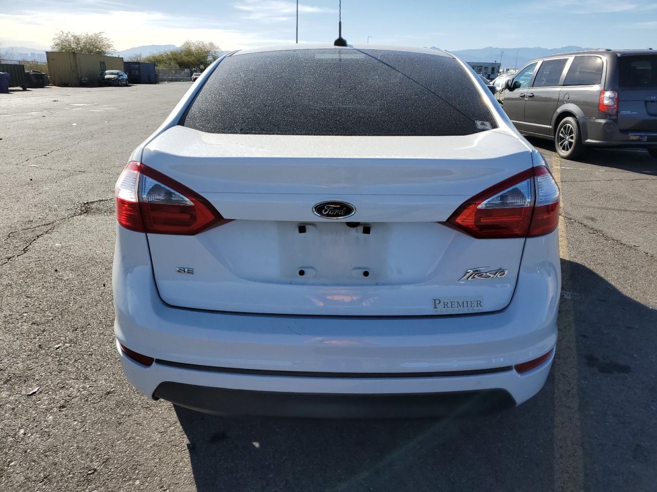 2018 Ford Fiesta Se VIN: 3FADP4BJ8JM132843 Lot: 81249724