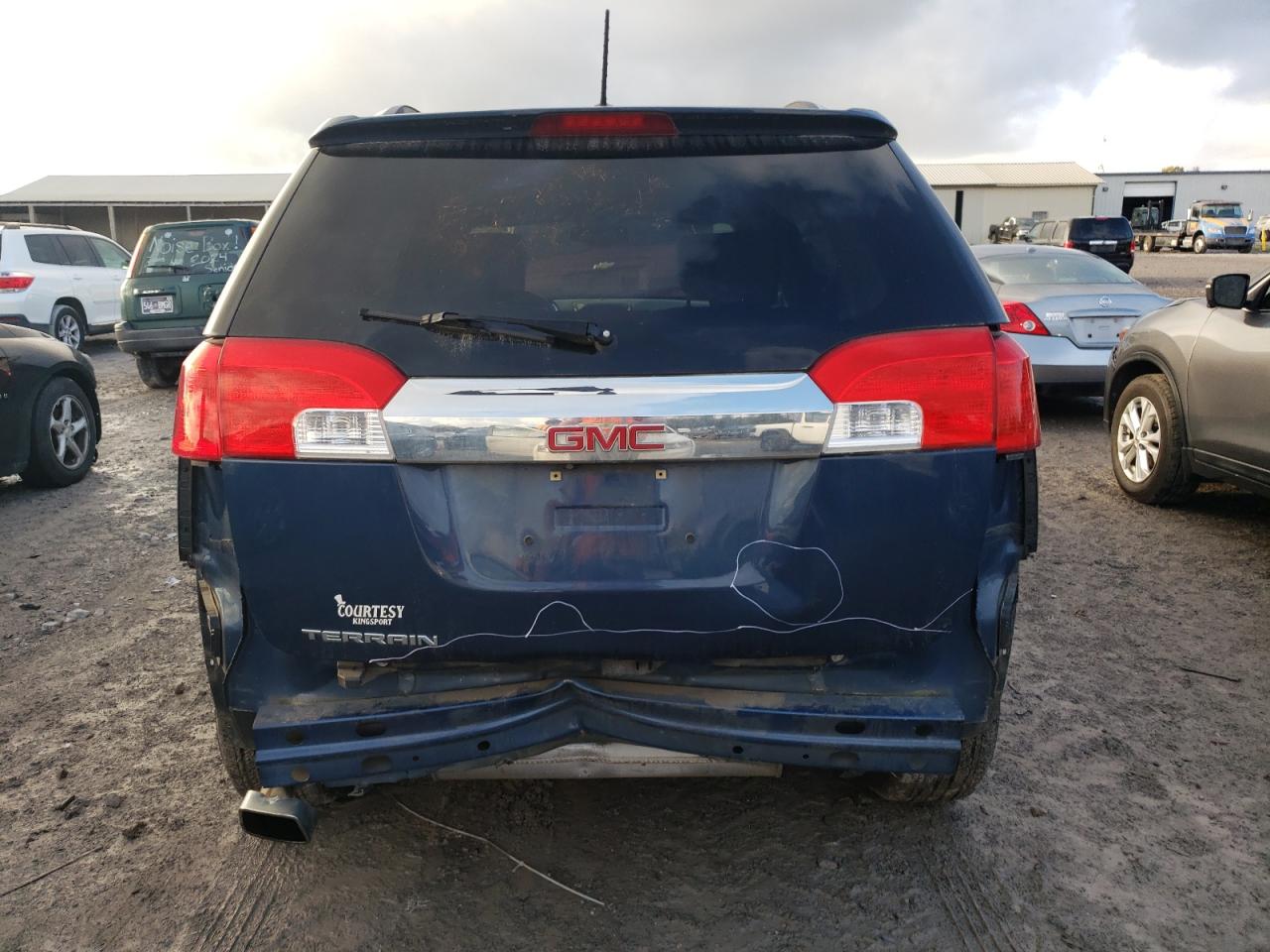 2017 GMC Terrain - Image 6