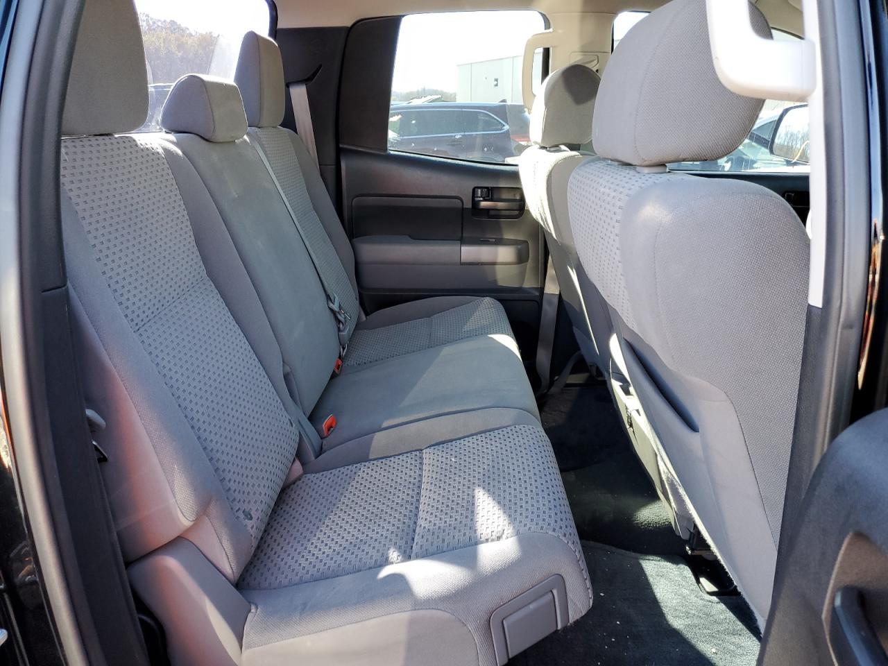 2013 Toyota Tundra - Image 10