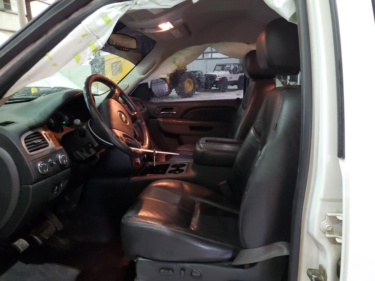 2011 Chevrolet Silverado - Image 7