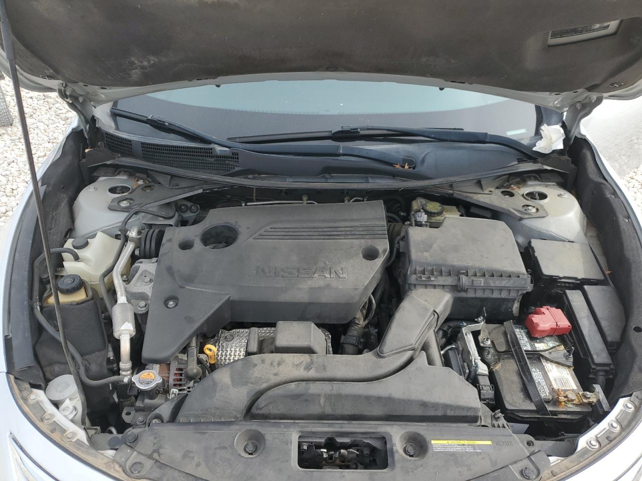 2015 Nissan Altima - Image 11