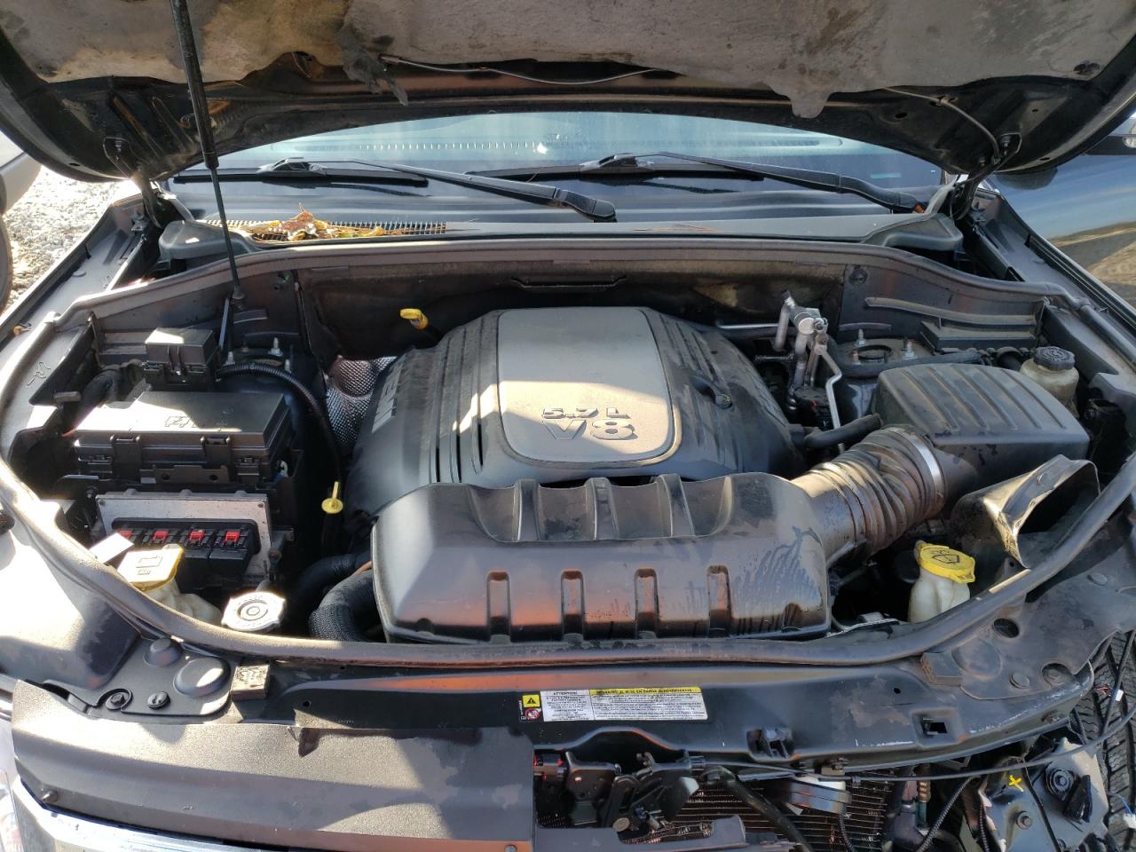 2011 Jeep Grand Cherokee - Image 12