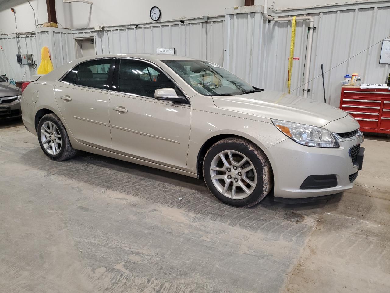2015 Chevrolet Malibu - Image 4