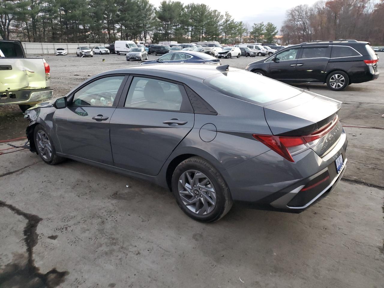 KMHLM4DG2RU818024 2024 HYUNDAI ELANTRA - Image 2