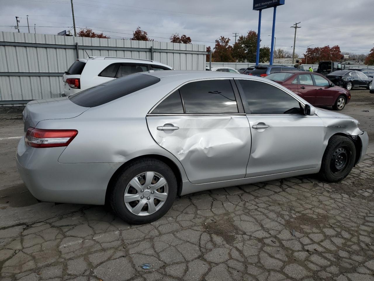 2010 Toyota Camry - Image 3