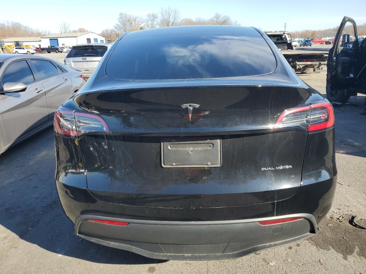 2023 Tesla Model Y VIN: 7SAYGDEE8PA108582 Lot: 80922764