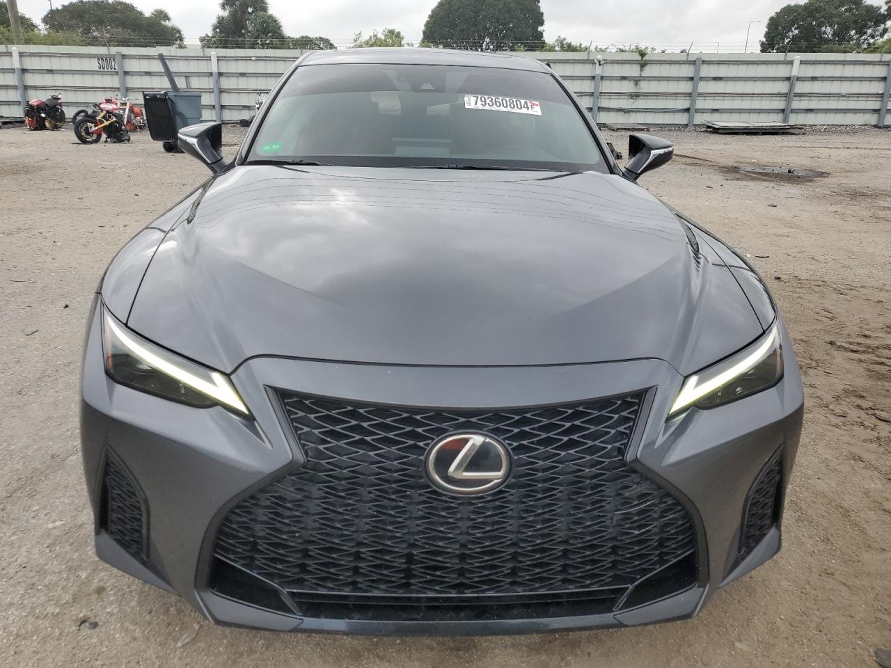 2021 Lexus IS - Image 5