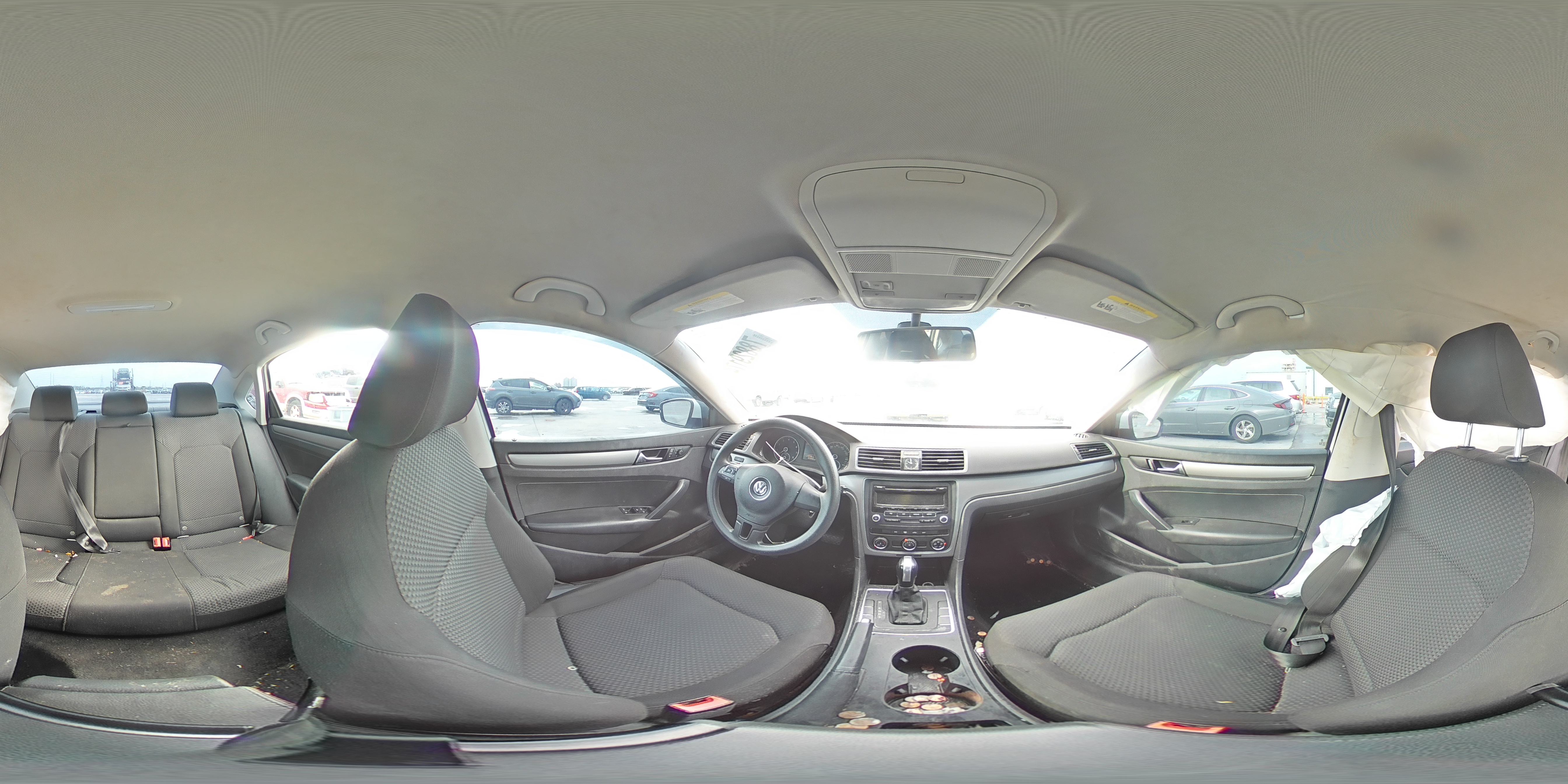 2015 Volkswagen Passat - Image 13