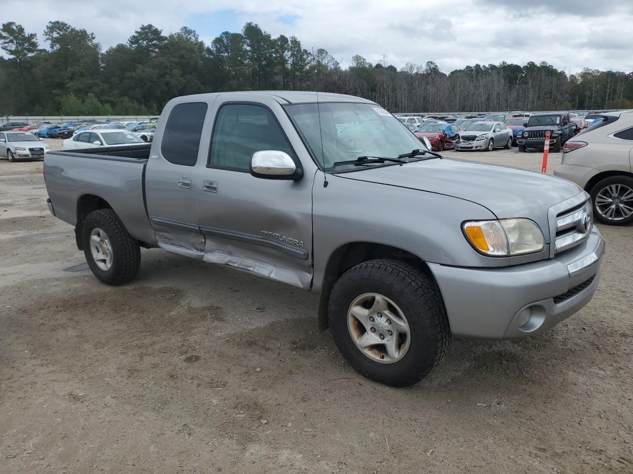 2003 Toyota Tundra - Image 4