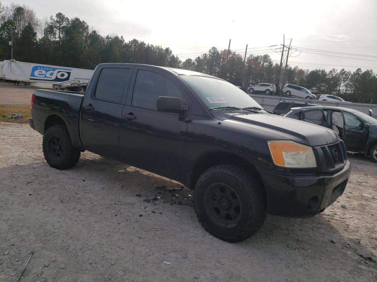 2010 Nissan Titan - Image 4