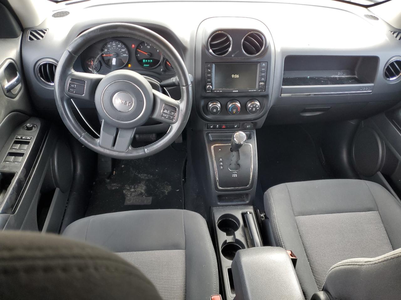 2011 Jeep Liberty (Patriot) - Image 8