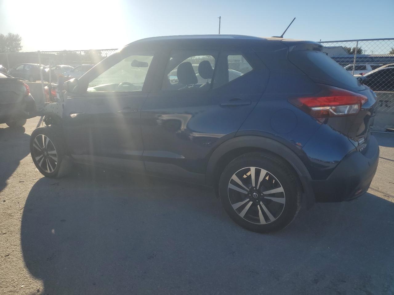 2019 Nissan Kicks - Image 2