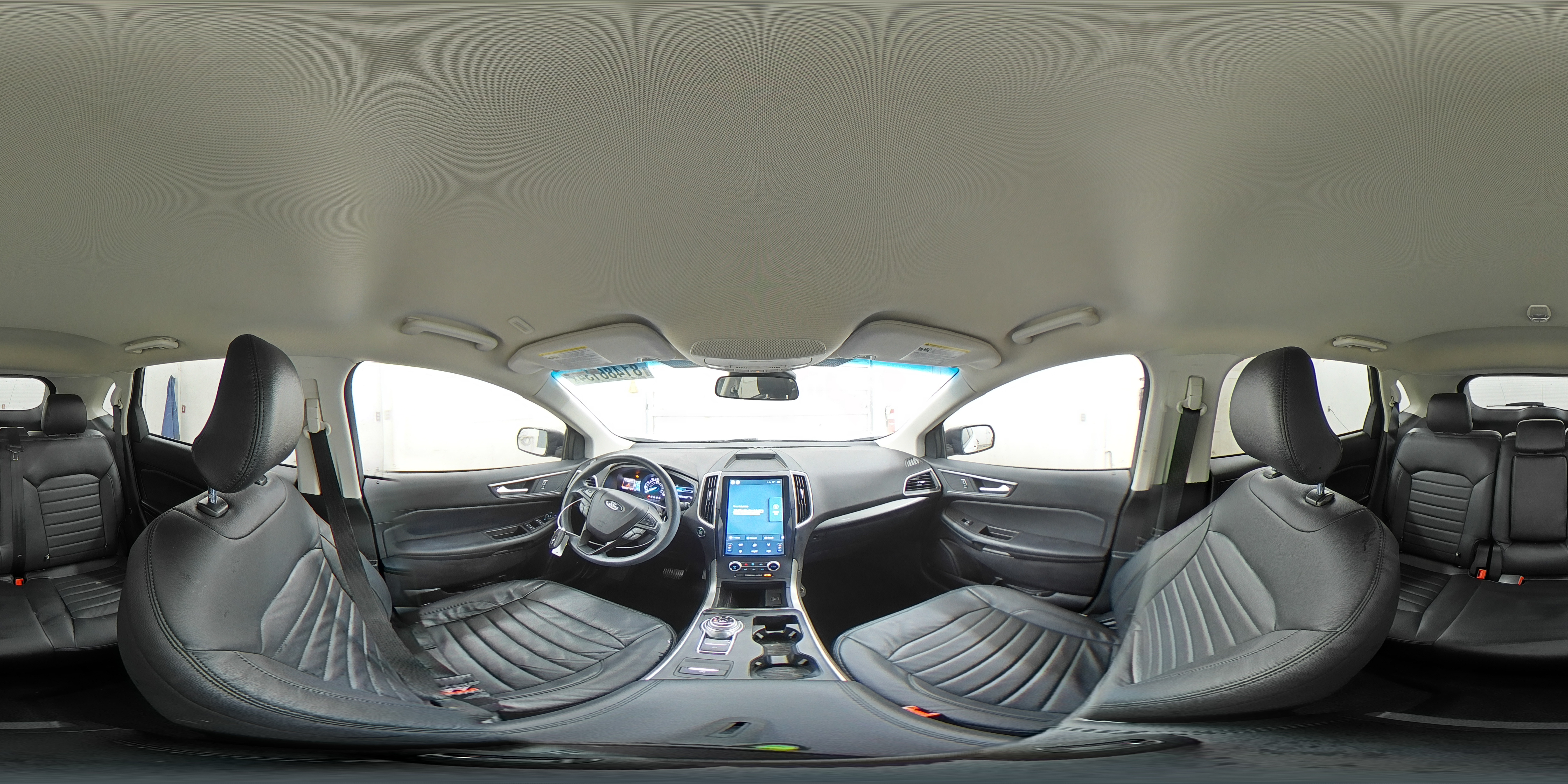 2022 Ford Edge - Image 15