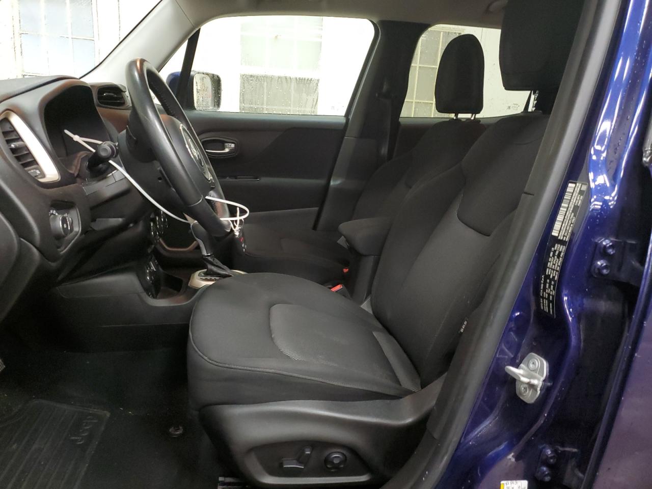 2016 Jeep Renegade - Image 7