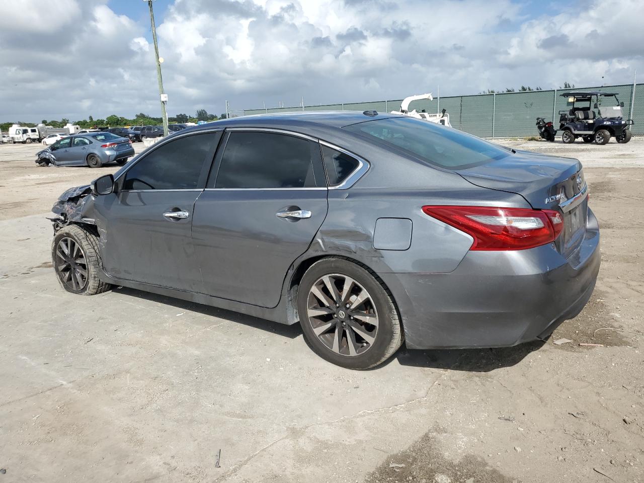 VIN 1N4AL3AP4JC171638 2018 NISSAN ALTIMA no.2