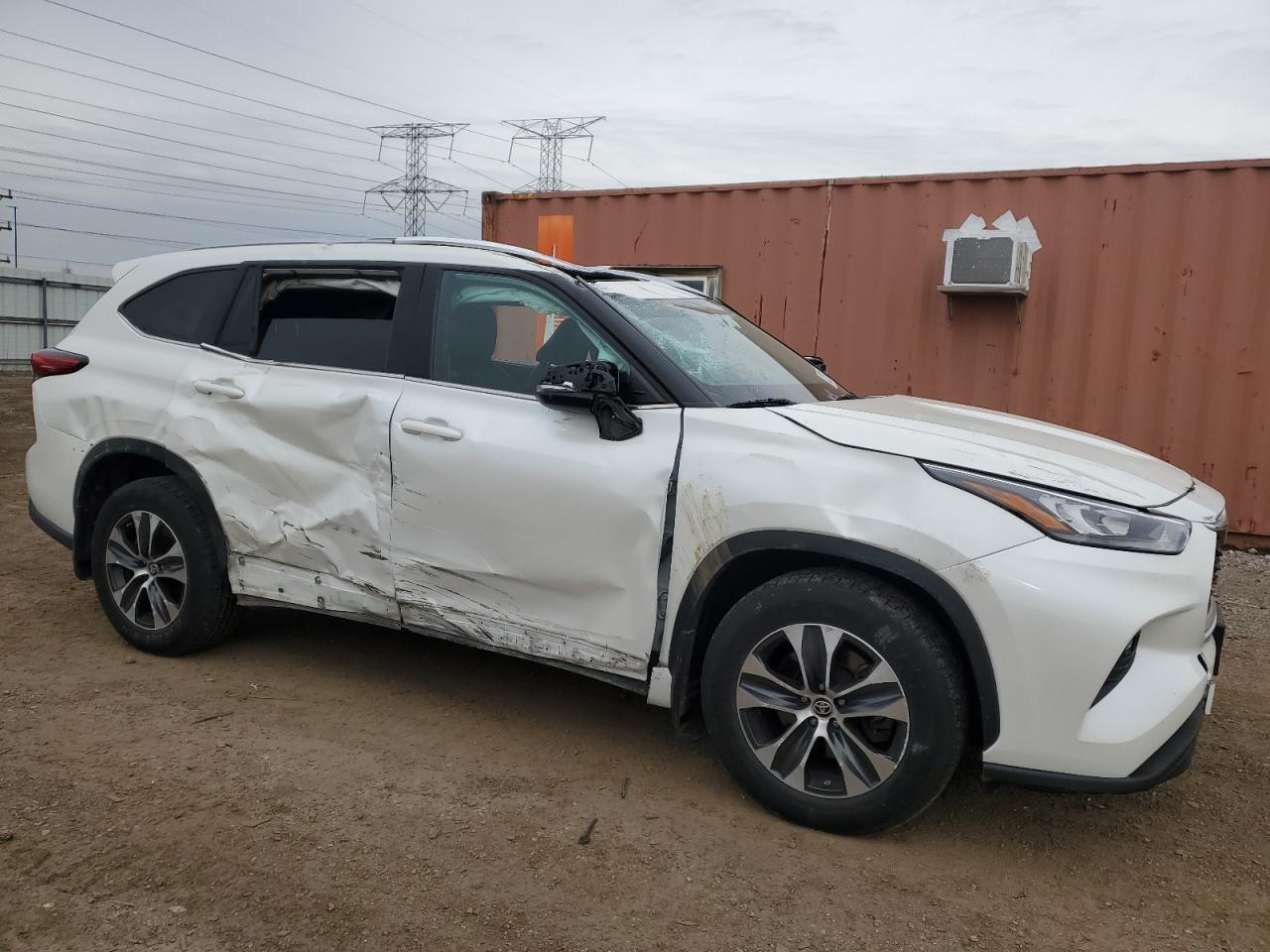 2020 Toyota Highlander - Image 4