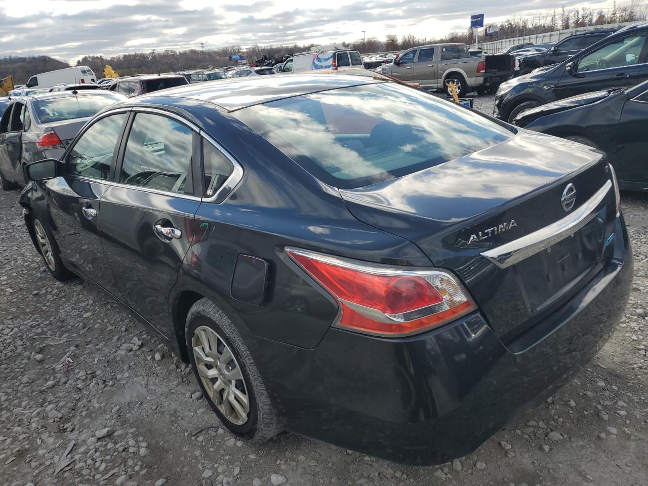 2014 Nissan Altima - Image 2